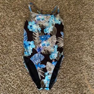 Jackson III Jolyn tie back onesie